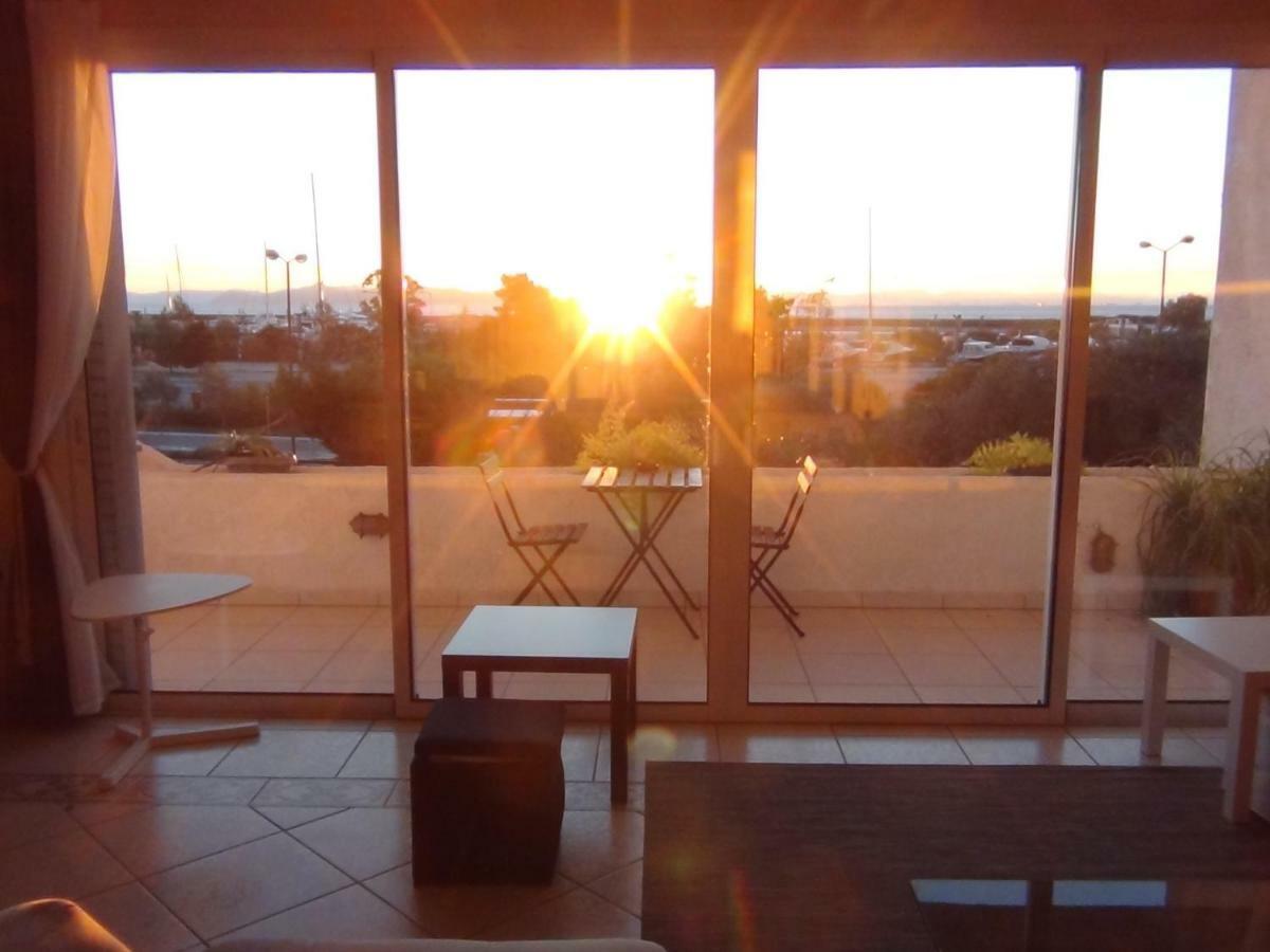 Sunset Sea View Apartment Athena Bagian luar foto