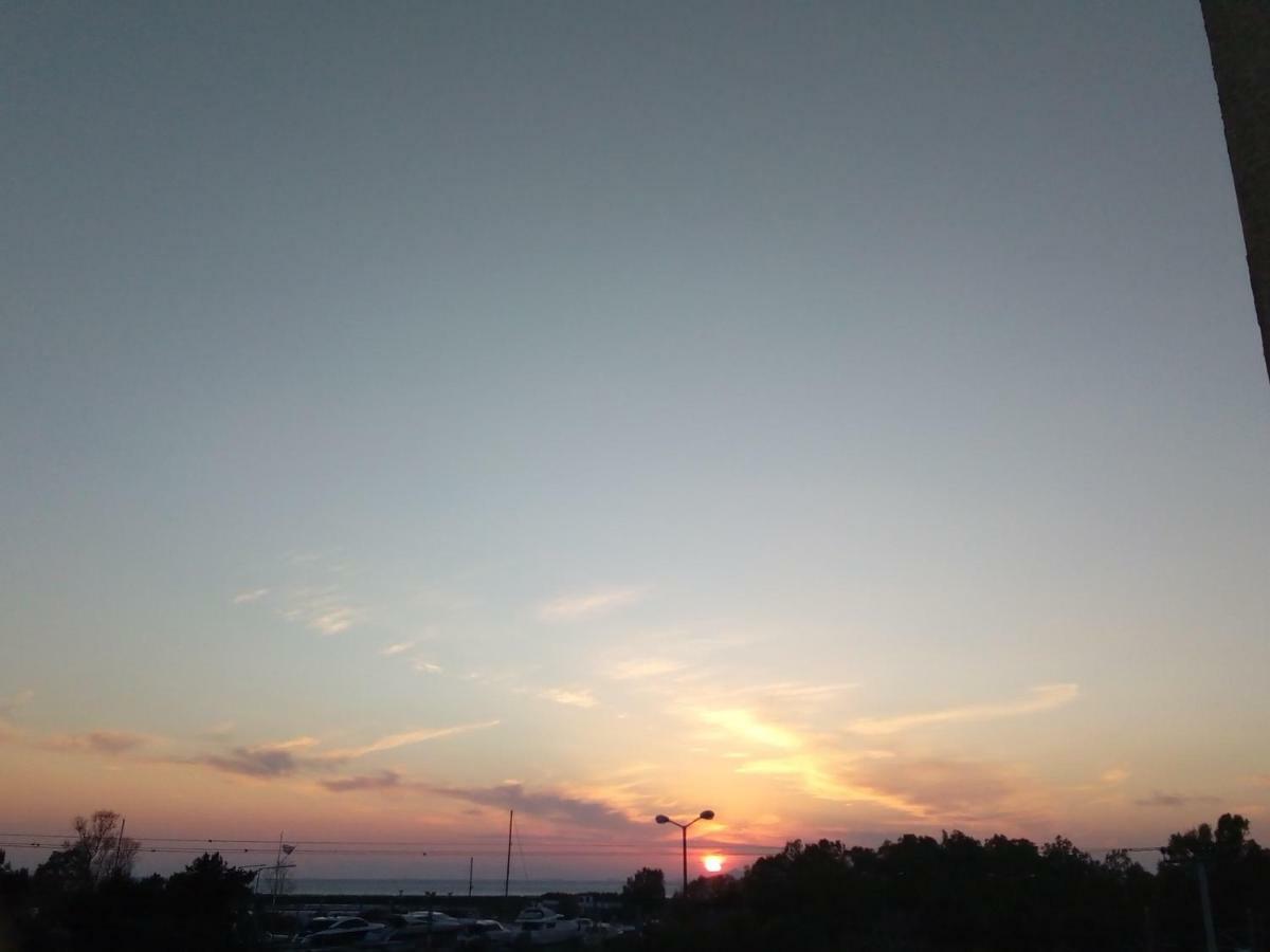 Sunset Sea View Apartment Athena Bagian luar foto